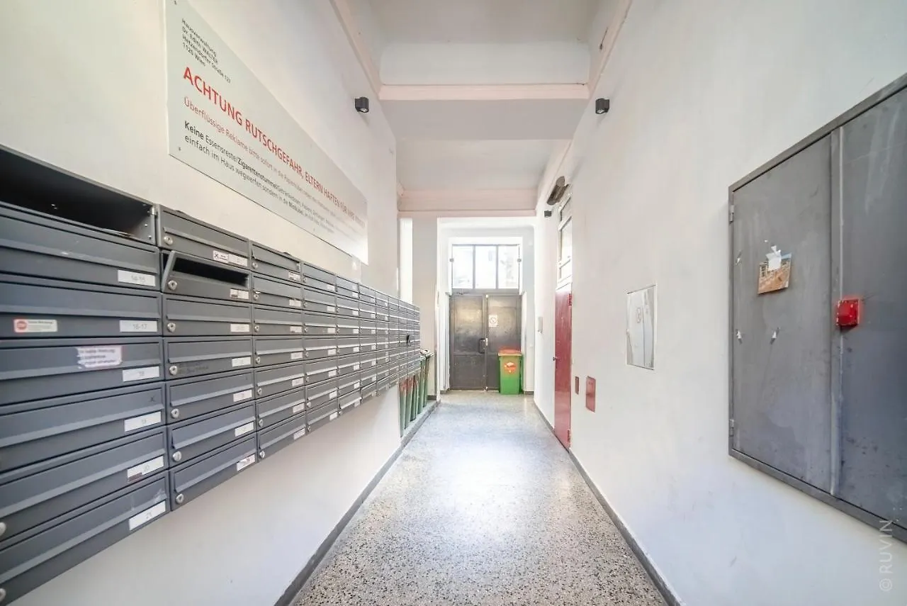 King Bed Home Netflix Central And Near Metro 83 Viena Apartamento
